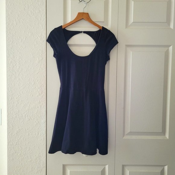 American Eagle stretch Mini Back window Little Black Dress - Picture 1 of 3